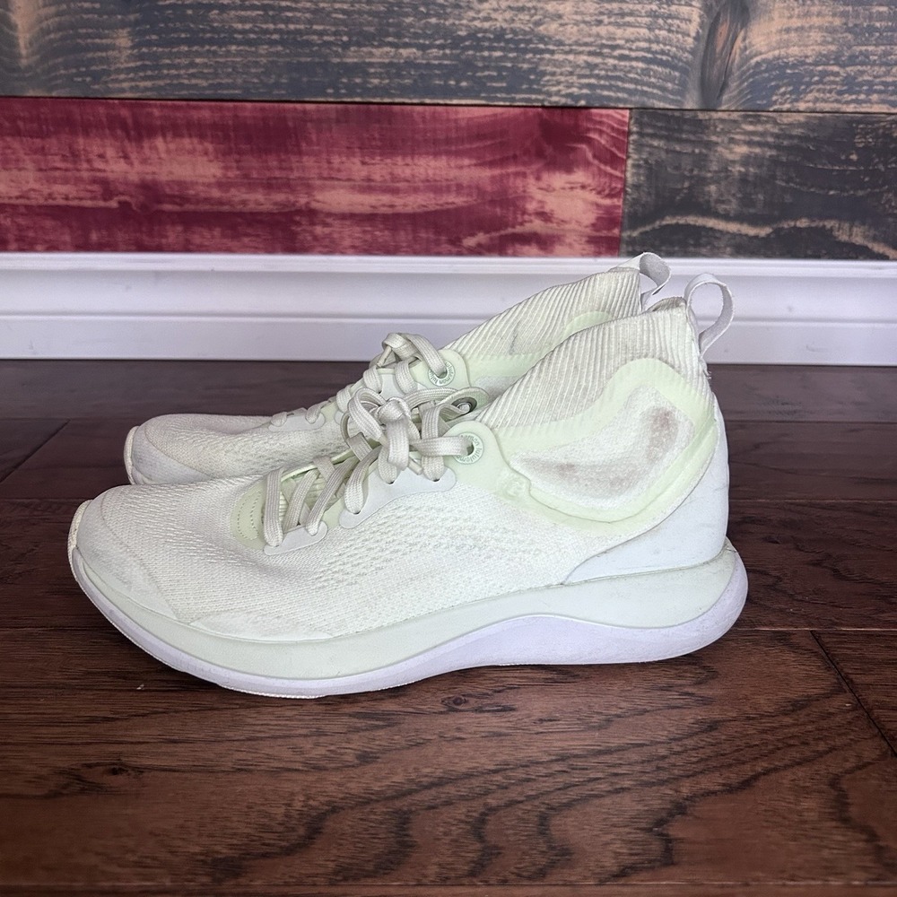 Lululemon Chargefeel Mid Women's Workout Shoe Green sz 7